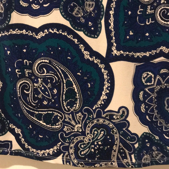 Ann Taylor Cowl neck sleeveless top - Picture 6 of 6